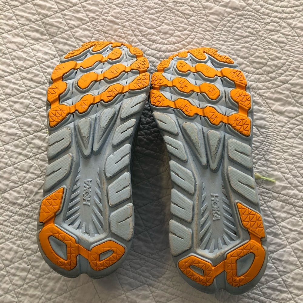 Hoka Rincon 3. Size 9 1/2. - Picture 11 of 13